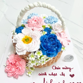 Bánh Lẵng hoa mùa xuân
