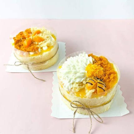Bánh Bông Lan Trứng Muối
