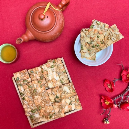 Bánh Ngói Nhiều Loại Hạt