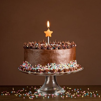 Bánh Chocolate Sprinkle