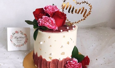 Mẫu bánh sinh nhật đẹp và ý nghĩa tặng mẹ