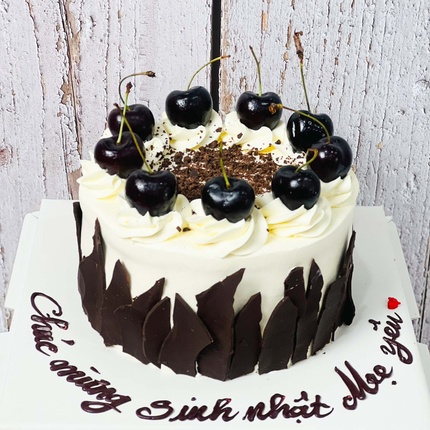 Bánh Black Forest Classic
